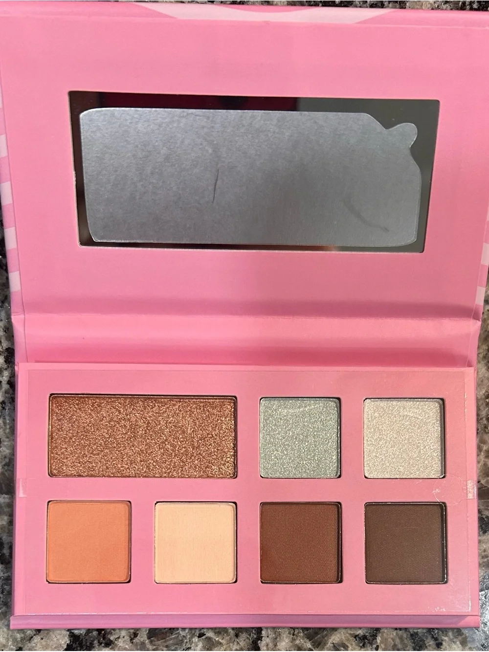 RealHer Pink Eyeshadow Palette - Wave Design